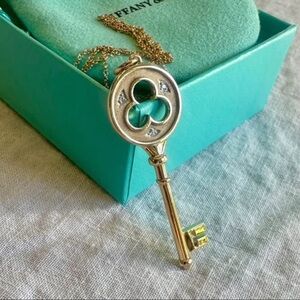 Rare Tiffany & Co 18k Gold and Diamond trefoil Clover Key with chain